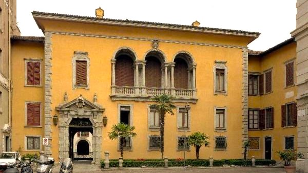 curia