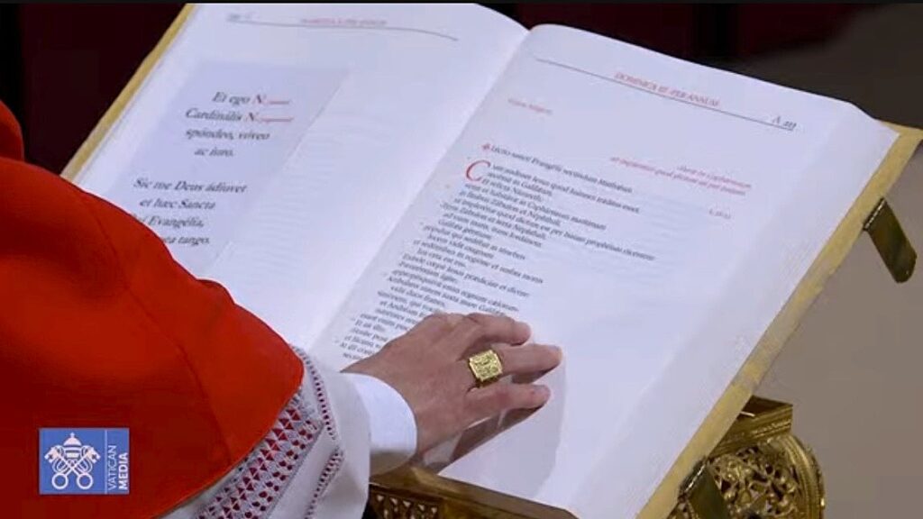 Card. Oscar Cantoni giuramento al Conclave